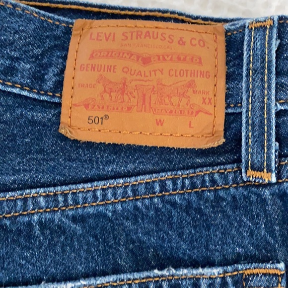 Levi’s - Picture 2 of 10